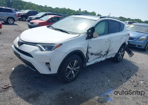 2018 Toyota Rav4 Xle from USA, damaged, VIN JTMRFREV7JJ241063